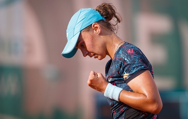 Шэньчжэнь. Калинина обыгрывает первых ракеток турнира на пути в полуфинал