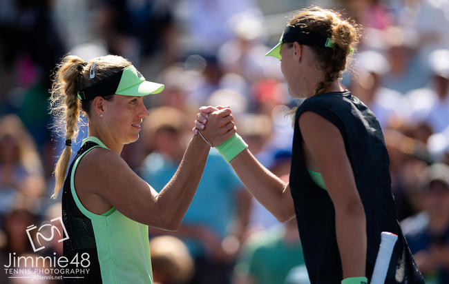 US Open. Кербер проигрывает Младенович, Свёнтек и Севастова сыграют во втором круге