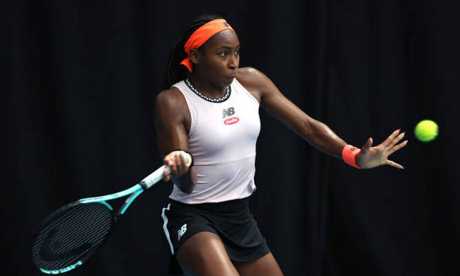 Окленд. Гауфф продолжает борьбу, два "квалифаера" поспорят за выход в финал Окленд. Гауфф продолжает борьбу, два "квалифаера" поспорят за выход в финал