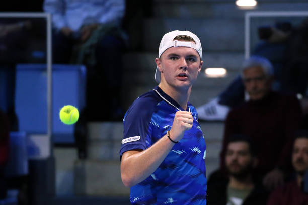 Next Gen ATP Finals. Штрикер в пятисетовом матче победил Музетти и вышел в полуфинал Next Gen ATP Finals. Штрикер в пятисетовом матче победил Музетти и вышел в полуфинал