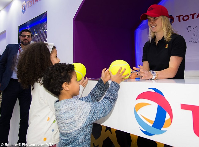 Свитолина встретилась с болельщиками в Дохе Свитолина встретилась с болельщиками в Дохе