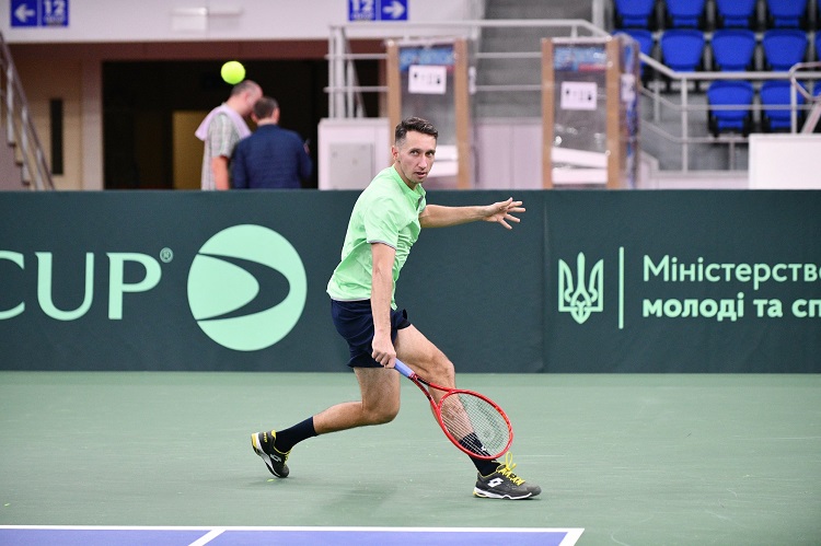 Сергей Стаховский: "Проблемы украинской сборной может создать каждый из соперников"