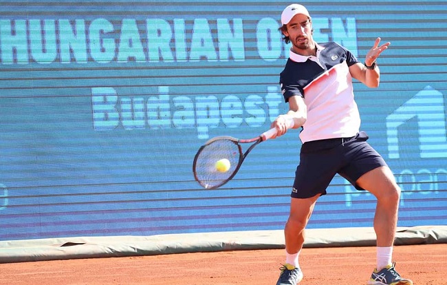 Будапешт. Куэвас ушел с матчбола и победил лидера посева Чилича в трёхчасовой битве Будапешт. Куэвас ушел с матчбола и победил лидера посева Чилича в трёхчасовой битве