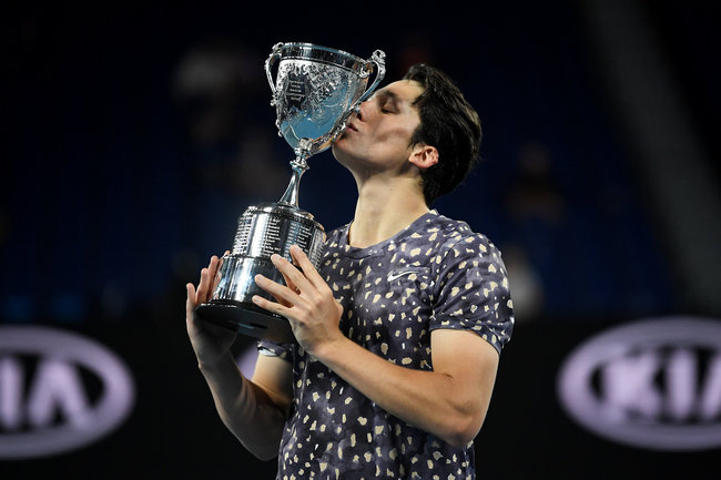 Australian Open. Хименес-Касинцева стала первой чемпионкой "Шлема" из Андорры, Майо повторил достижение Монфиса