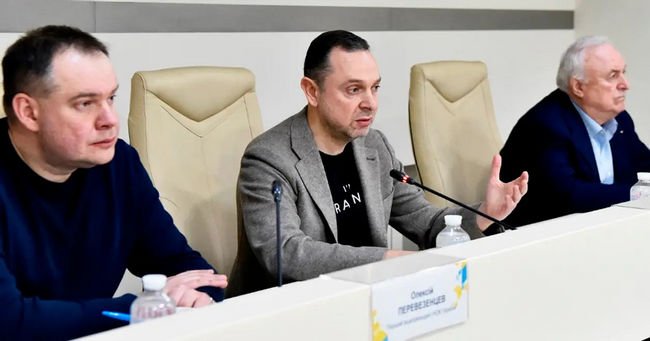 Глава НОК хочет, чтобы украинские теннисисты не играли в турнирах с россиянами, но ФТУ утверждает, что из-за этого они не попадут на Олимпиаду