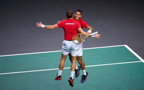 Davis Cup Finals. Канада победила Италию и вышла в финал соревнований Davis Cup Finals. Канада победила Италию и вышла в финал соревнований