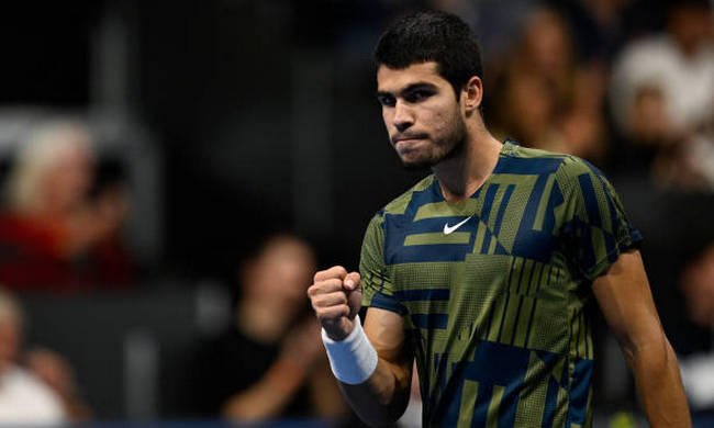 Базель. Алькарас и Оже-Альяссим поспорят за выход в финал Базель. Алькарас и Оже-Альяссим поспорят за выход в финал