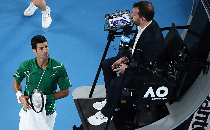 Новак Джокович: "Я не знал, что судью нельзя трогать за обувь"