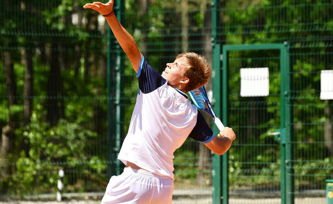 Анталия (M15). Белинский снялся с матча в первом сете финала Анталия (M15). Белинский снялся с матча в первом сете финала