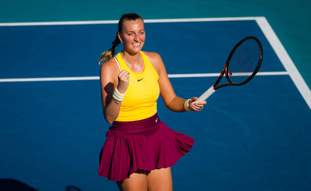 Майами. Квитова победила Векич, Крейчикова взяла реванш у Кис и вновь сыграет против Соболенко Майами. Квитова победила Векич, Крейчикова взяла реванш у Кис и вновь сыграет против Соболенко