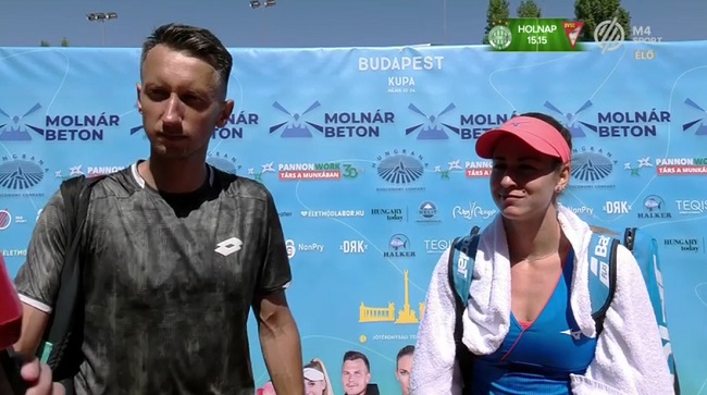 Стаховский и Бондар одержали победу в миксте на групповом этапе турнира в Будапеште