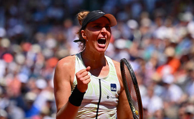 Ролан Гаррос. Аддад Мая выиграла в самом продолжительном матче сезона и сыграет против Жабер в 1/4 финала