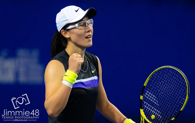 WTA Elite Trophy. Чжэн Сайсай проиграла Мартич и вышла в полуфинал WTA Elite Trophy. Чжэн Сайсай проиграла Мартич и вышла в полуфинал