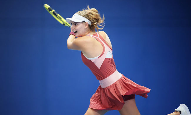 Абу-Даби. Завацкая проиграла Фернандес в финале квалификации Абу-Даби. Завацкая проиграла Фернандес в финале квалификации