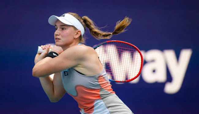 Майами. Рыбакина обыграла Тревисан и стала первой участницей полуфинала Майами. Рыбакина обыграла Тревисан и стала первой участницей полуфинала