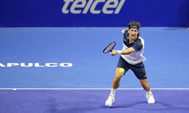 Акапулько. 41-летний Лопес выиграл первый матч с июня прошлого года, Фритц и Руне вышли во второй круг