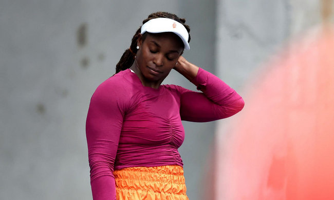 Окленд. Гауфф и Кенин поспорят за выход в 1/4 финала, три сеяных выбыли из борьбы Окленд. Гауфф и Кенин поспорят за выход в 1/4 финала, три сеяных выбыли из борьбы