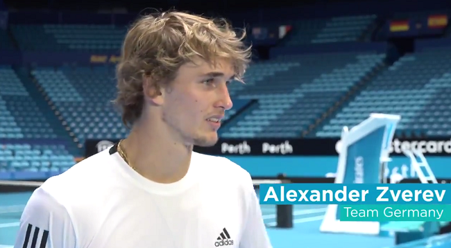 Зверев тренируется на центральной арене Кубка Хопмана (ВИДЕО)  Зверев тренируется на центральной арене Кубка Хопмана (ВИДЕО)