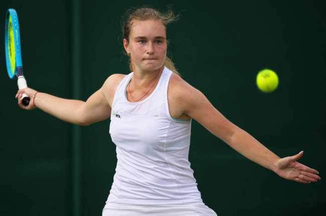 Дарья Снигур: "Все ребята вокруг говорят мне: "Трава - это твое покрытие. Ты можешь выиграть Уимблдон". После таких слов я начинаю чувствовать давление"