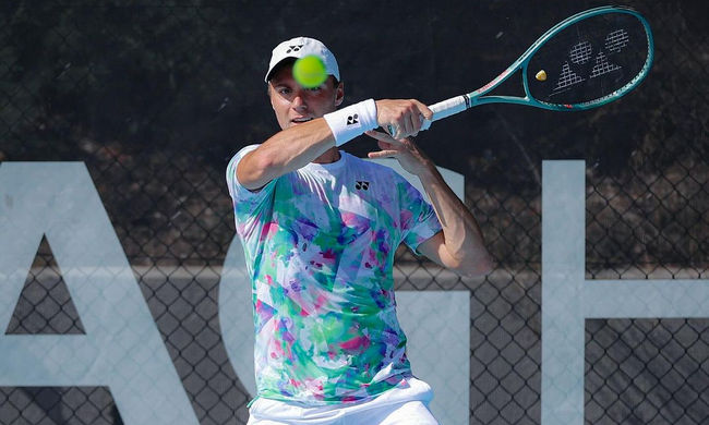 Сен-Тропе. Крутых уступил второму сеяному и не смог выйти в четвертьфинал