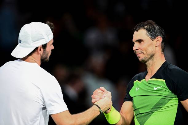 Париж. Надаль покидает турнир после поражения в стартовом матче, Муте победил Норри в ночном поединке Париж. Надаль покидает турнир после поражения в стартовом матче, Муте победил Норри в ночном поединке