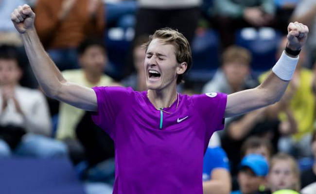 Антверпен. Корда одолел Тима и встретится с Оже-Альяссимом в финале Антверпен. Корда одолел Тима и встретится с Оже-Альяссимом в финале