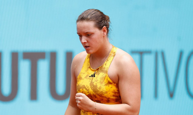 Мадрид. Нимайер победила десятую ракетку мира, Гауфф и Саккари вышли в третий круг Мадрид. Нимайер победила десятую ракетку мира, Гауфф и Саккари вышли в третий круг