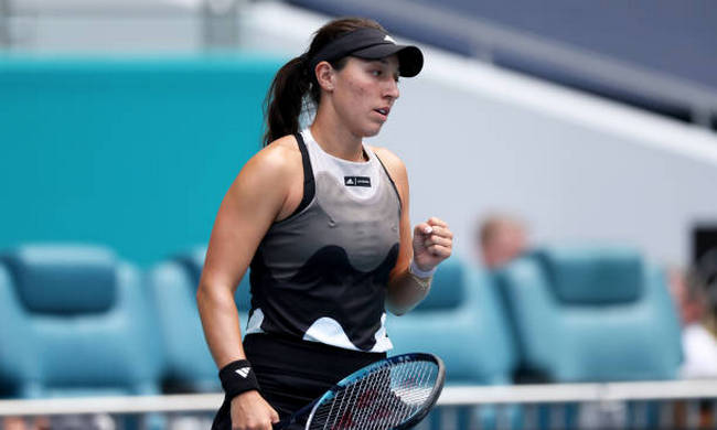 Майами. Мертенс победила восьмую сеяную, Пегула и Коллинс поспорят за выход в 1/8 финала Майами. Мертенс победила восьмую сеяную, Пегула и Коллинс поспорят за выход в 1/8 финала