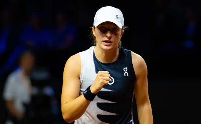 Штутгарт. Швёнтек и Жабер поспорят за выход в финал Штутгарт. Швёнтек и Жабер поспорят за выход в финал