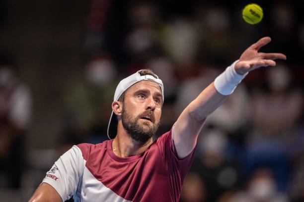 Хьюстон. Джонсон прервал серию из шести поражений и сыграет против Тиафо, Вульф и Гирон вышли во второй круг Хьюстон. Джонсон прервал серию из шести поражений и сыграет против Тиафо, Вульф и Гирон вышли во второй круг