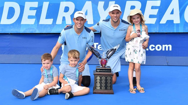 Делрей-Бич. Братья Брайаны завоевали свой пятый титул на турнире Делрей-Бич. Братья Брайаны завоевали свой пятый титул на турнире