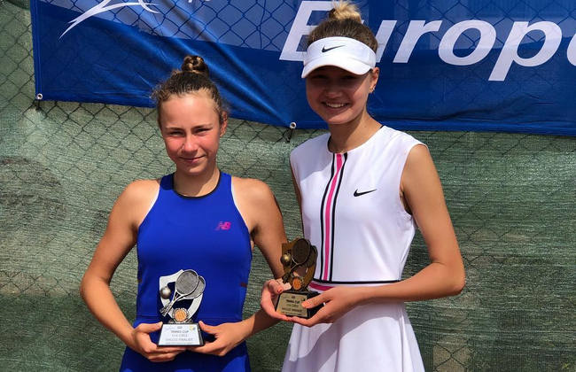 Юниоры. Лазаренко победила Есипчук в украинском финале в Турции Юниоры. Лазаренко победила Есипчук в украинском финале в Турции