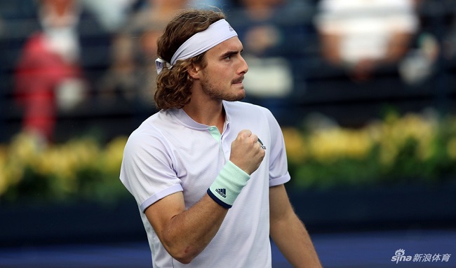 Дубай. Циципас второй год подряд выступит в финале