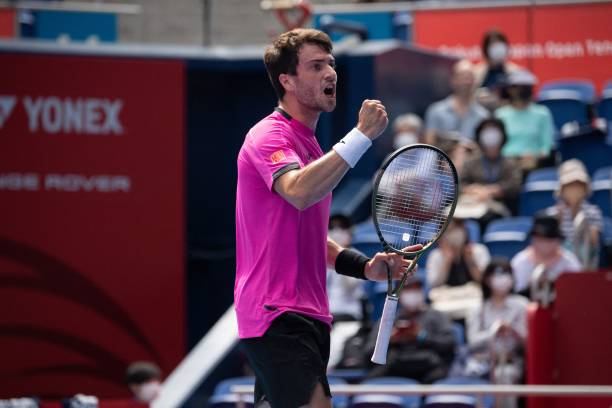 Токио. Мартинес впервые сыграет в четвертьфинале на харде, Фритц с четвертой попытки прошел во второй круг турнира Токио. Мартинес впервые сыграет в четвертьфинале на харде, Фритц с четвертой попытки прошел во второй круг турнира