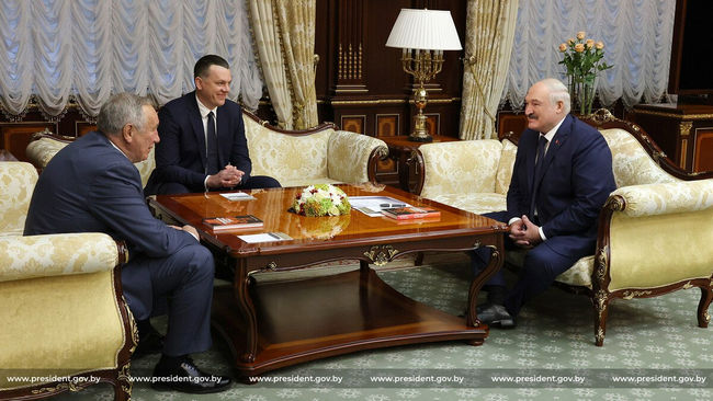 "Касаемо ATP и WTA, мы проблем не видим". Теннисные чиновники России и Беларуси встретились с Лукашенко "Касаемо ATP и WTA, мы проблем не видим". Теннисные чиновники России и Беларуси встретились с Лукашенко