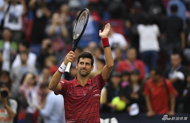 Шанхай. Джокович празднует 350-ю победу на Мастерсах, Медведев и Фоньини сыграют в четвертьфинале