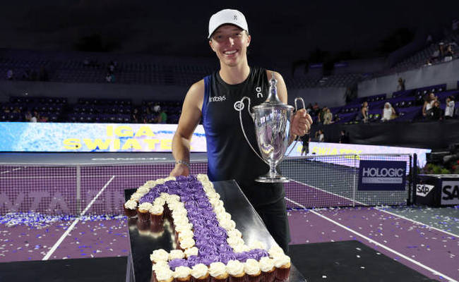 Ига Швёнтек - самая высокооплачиваемая спортсменка года по версии Forbes Ига Швёнтек - самая высокооплачиваемая спортсменка года по версии Forbes