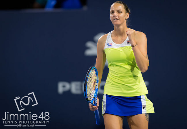 Каролина Плишкова: "Мне очень помогает играть уверенность в себе" Каролина Плишкова: "Мне очень помогает играть уверенность в себе"