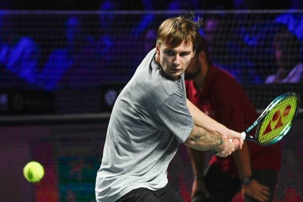 Флоренция. Бублик одержал 100-ю победу в карьере, Пассаро впервые выиграл матч на турнире ATP Флоренция. Бублик одержал 100-ю победу в карьере, Пассаро впервые выиграл матч на турнире ATP