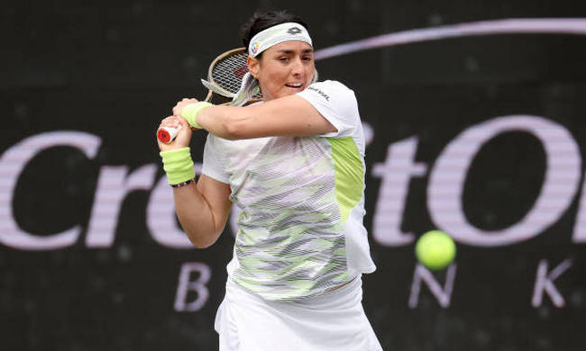 Чарльстон. Жабер взяла реванш у Бенчич за поражение в финале в прошлом году Чарльстон. Жабер взяла реванш у Бенчич за поражение в финале в прошлом году