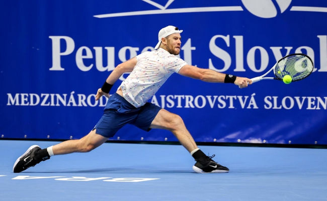 Братислава. Марченко третий раз в сезоне сыграет в четвертьфинале