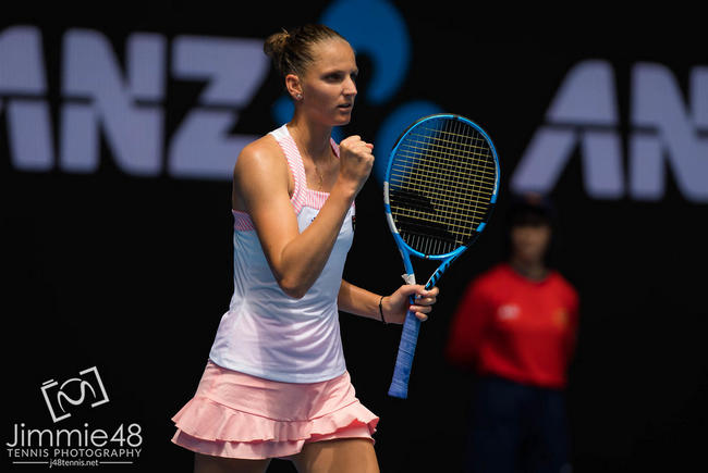 Australian Open. Уильямс и Плишкова стартуют с побед, Бачински обыграла десятую ракетку мира