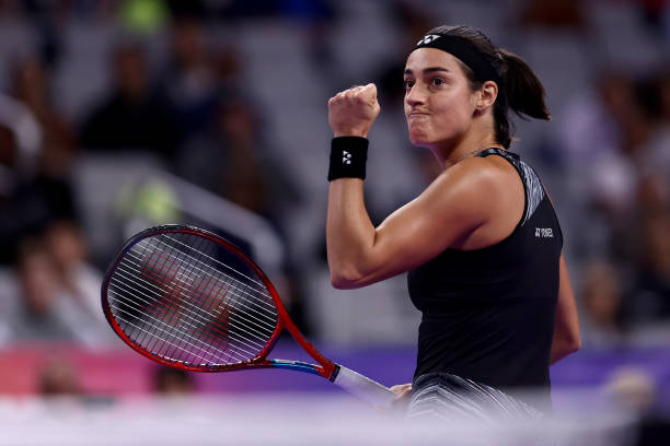 WTA Finals. Гарсия в решающем сете победила Касаткину, Швёнтек разгромила Гауфф