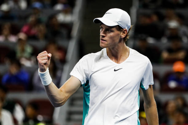 Пекин. Синнер второй раз подряд победил Алькараса и будет бороться за свой десятый титул ATP Пекин. Синнер второй раз подряд победил Алькараса и будет бороться за свой десятый титул ATP