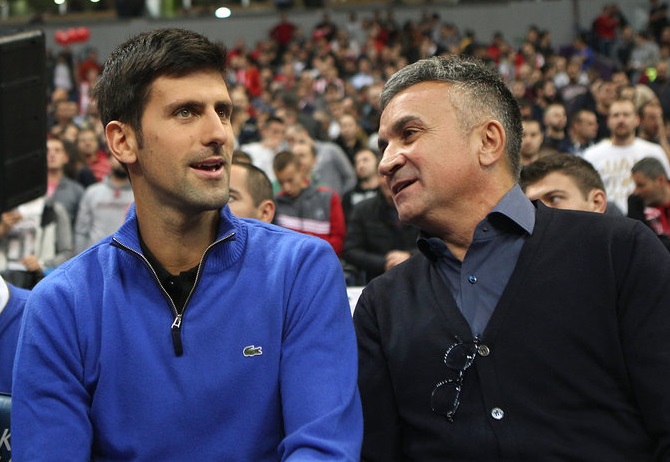 Отец Джоковича: "Надалю нужно было быть мужчиной, Новак никогда не жалуется на болельщиков" Отец Джоковича: "Надалю нужно было быть мужчиной, Новак никогда не жалуется на болельщиков"