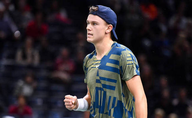 Париж. Руне и Оже-Альяссим поспорят за выход в финал Париж. Руне и Оже-Альяссим поспорят за выход в финал