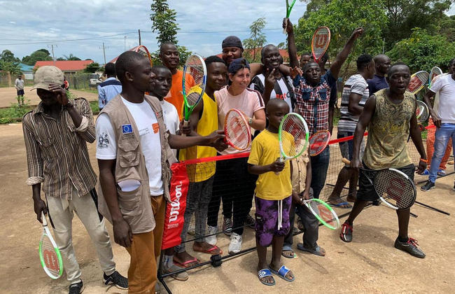 Суарес-Наварро провела в Уганде полторы недели в рамках благотворительной программы Суарес-Наварро провела в Уганде полторы недели в рамках благотворительной программы