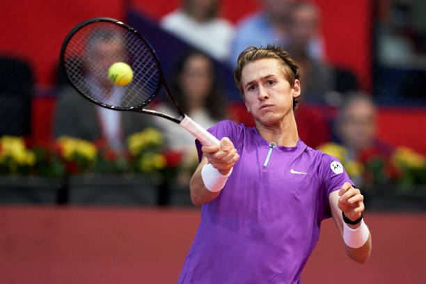 Хихон. Корда проиграл в финале девятой ракетке мира, Гонсалес и Молтени выиграли первый совместный титул Хихон. Корда проиграл в финале девятой ракетке мира, Гонсалес и Молтени выиграли первый совместный титул