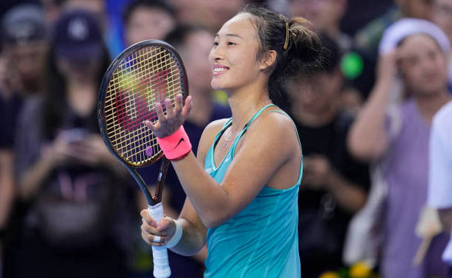 WTA Elite Trophy. Чжэн Циньвэнь обыграла Чжу Линь в полуфинале турнира WTA Elite Trophy. Чжэн Циньвэнь обыграла Чжу Линь в полуфинале турнира