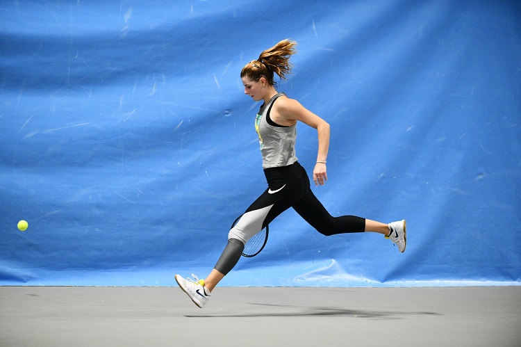 Кубок Федерации. Завацкая и Ястремская потренировались на корте в Таллине